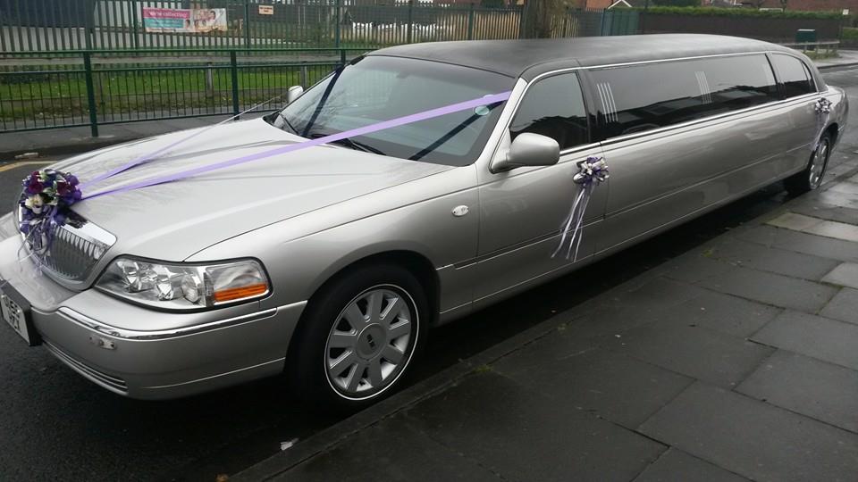 wedding limo and vintage car hire North East. www.middlesbroughweddingcars.co.uk